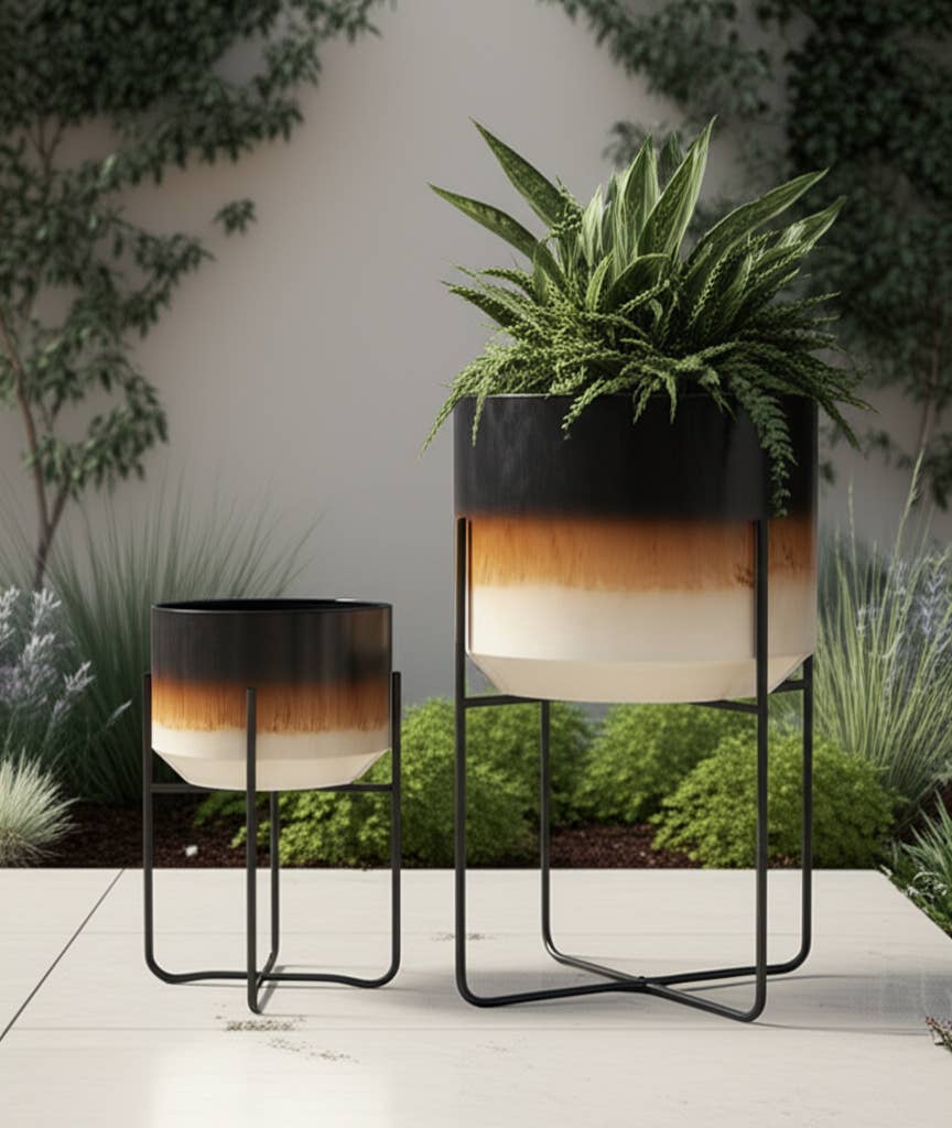Metal Ombre Stand Planter Pot Set of 2 - Brown, 11/15 in.