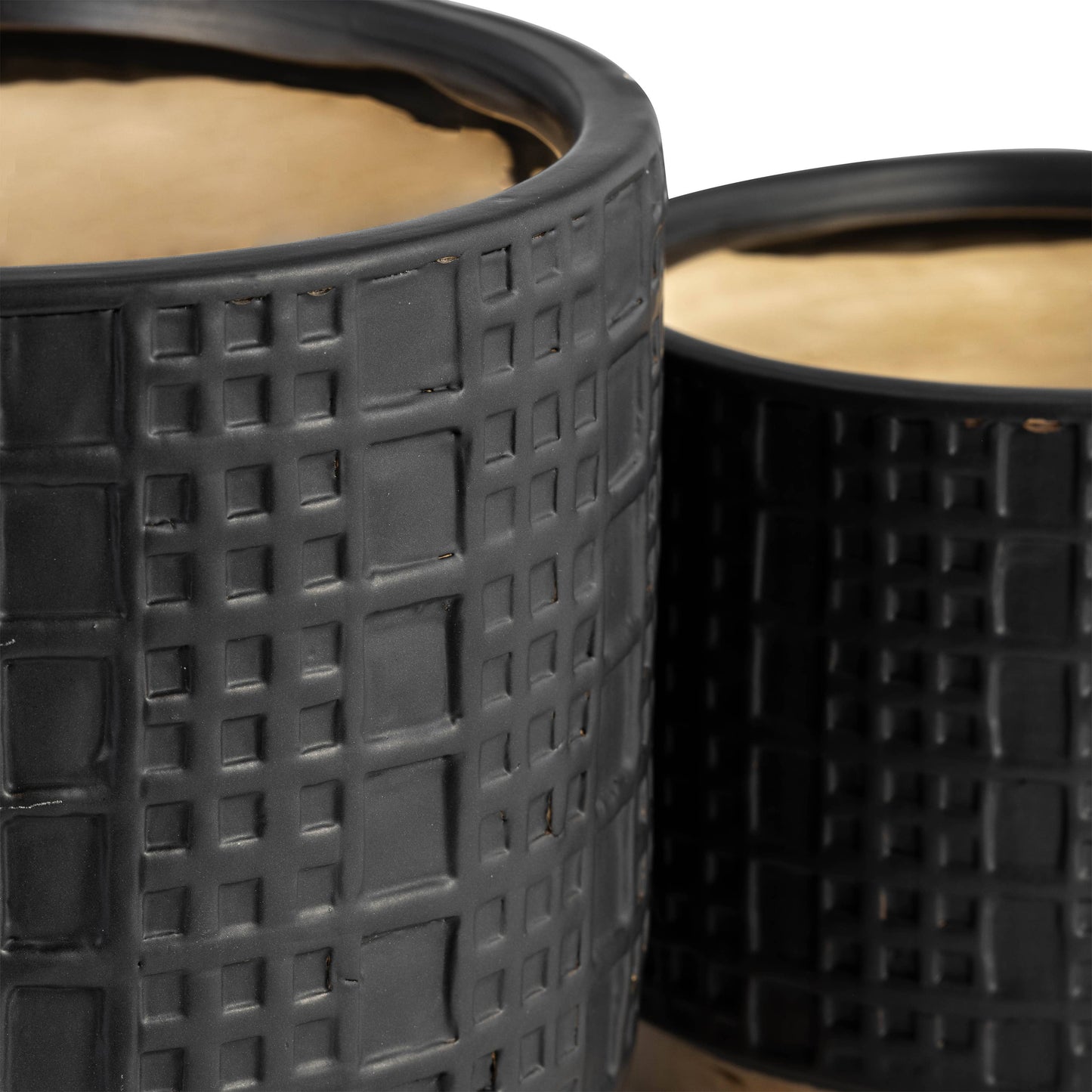 Black Ceramic Raised Mesh 8"